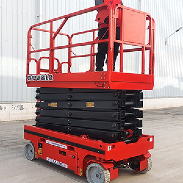 海丰自行走升降机